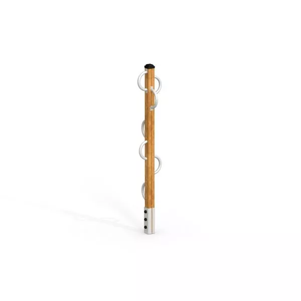 Henkeln Kletterstab aus Holz mit Metallringen für Spielplatzgeräte.