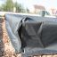 Sandkastenabdeckung 3m x 3m aus robustem schwarzem Material auf Spielplatzboden