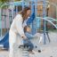 Walross-Federwippe uf em Spielplatz mit Chind und Erwachsene, sicher und stabil.