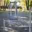 Balancier Spielplatz Netz mit Klettergerüst und Balancierseil im Freien