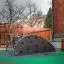 Klettergerüst Kleiner Bergsteiger mit Kletterwand und Metallleiter auf Spielplatz