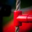Detail vo Rope und rote Plastikverbinder vo Gorilla Spielanlage mit Klettergerüst, Spielturm und Rut